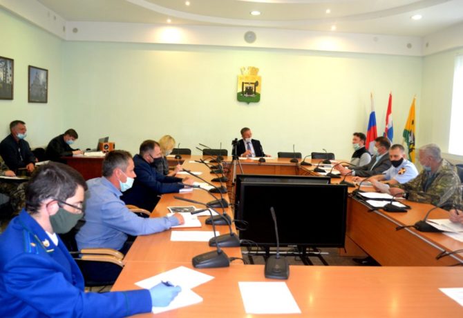 В администрации Соликамска прошло заседание комиссии по ситуации в посёлке Тюлькино